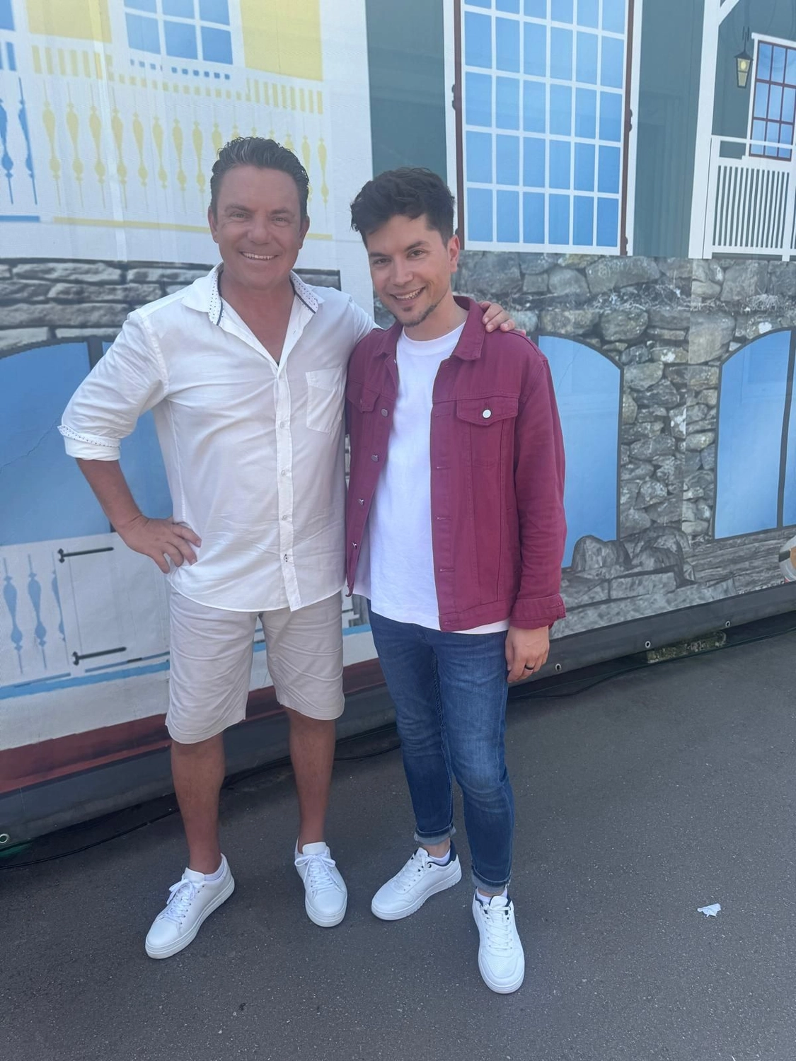 Jordan Hanson - Sänger - 2 Personen